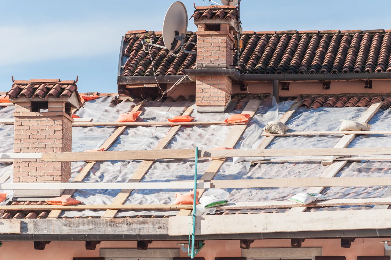 Why It’s Important to Choose an Insured Roofing Company in South Florida