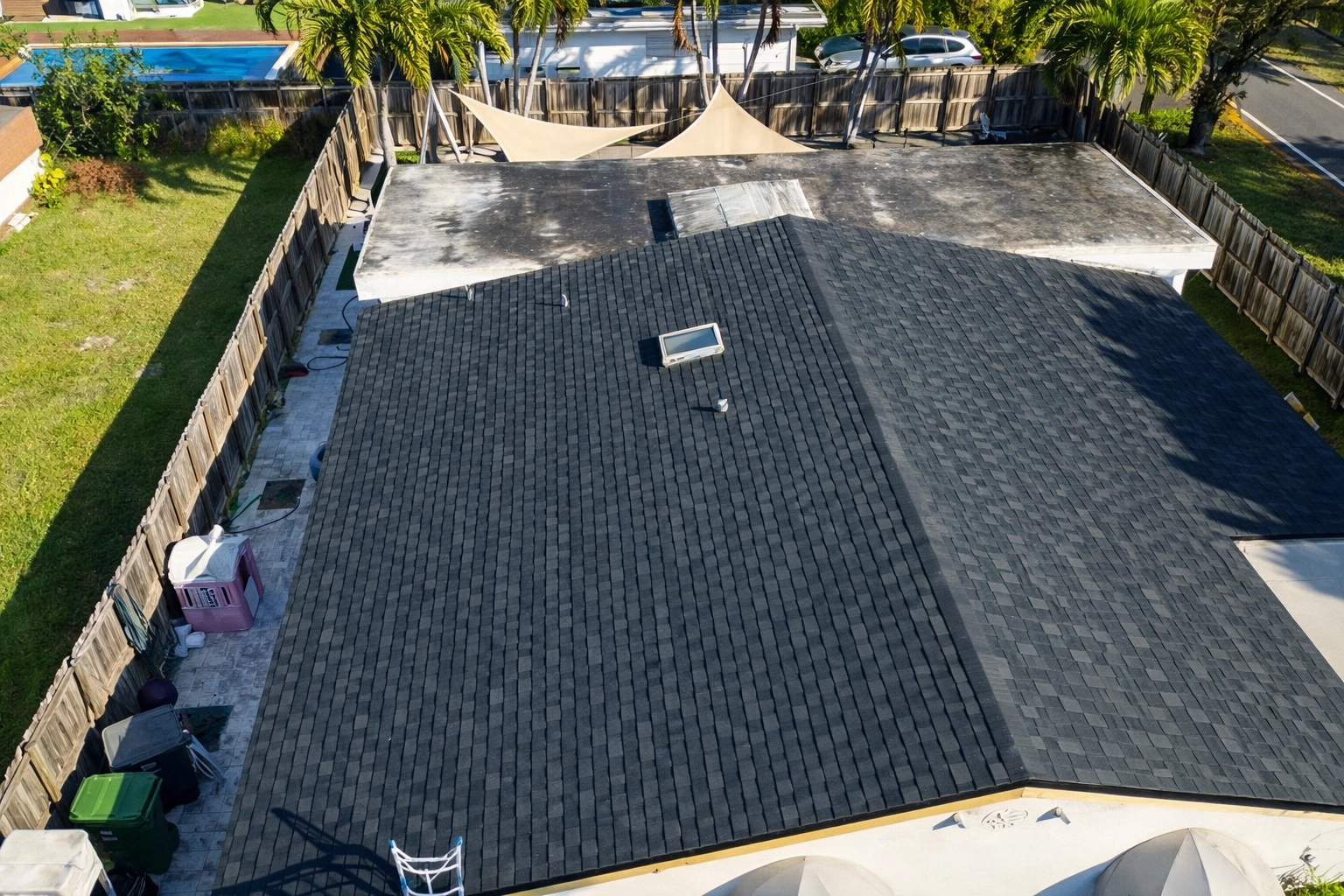 What’s the Difference Between a Shingle Roof and Other Roofing Materials in South Florida?